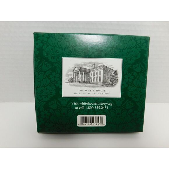 White House Christmas Ornament 2008 3-D Tree for Hanging Box & Booklet - Picture 8 of 8